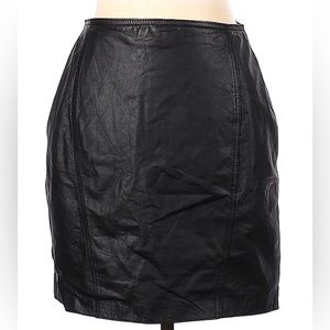VTG. Leather mini skirt
